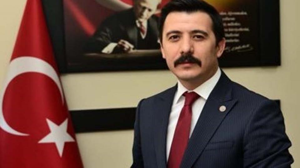 Her Taraf / Türkiye'nin habercisi / Devletin kaymakamının “devletin dini” adına “devletin imamını” dövmesi caiz mi?|Dr.Bekir Tank