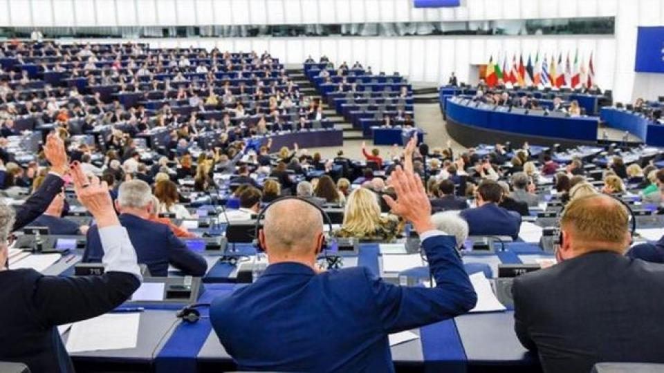  İslam Düşmanlığı Avrupa Parlementosu'nda Resmen Yasalaştı