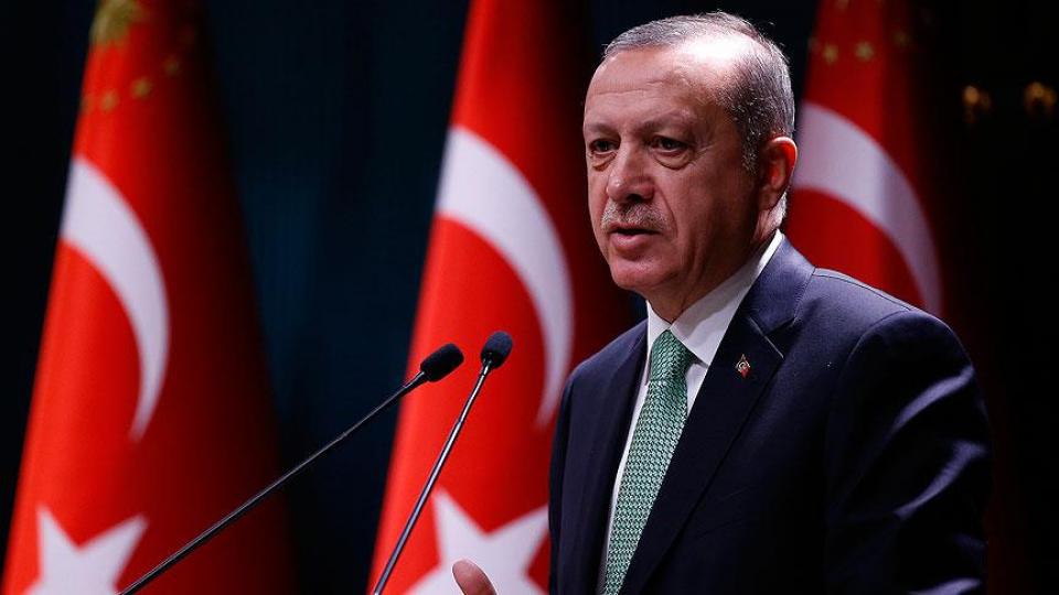 Sipariş üzerine Türkiye'ye not vermeye kalkıyorlar