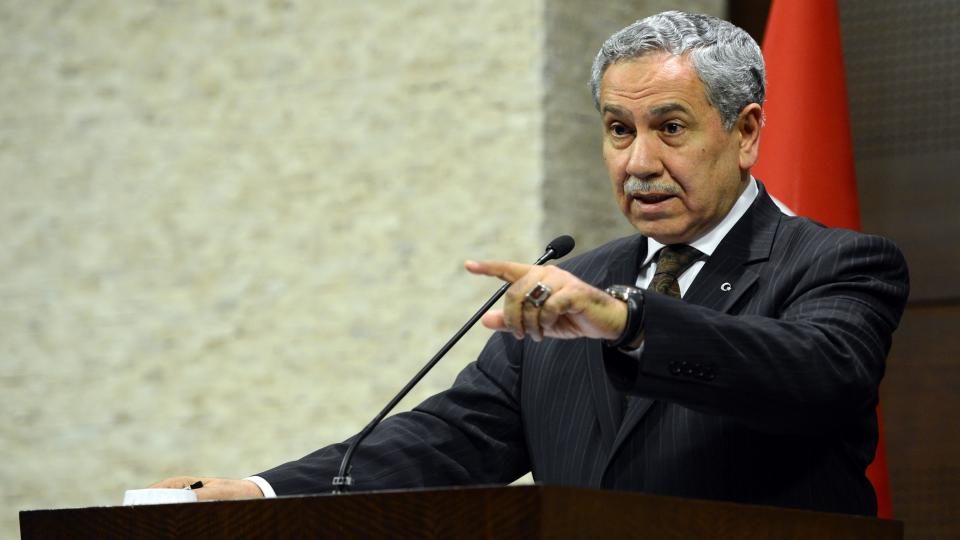 Bülent Arınç'tan yeni parti açıklaması