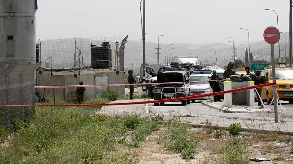 Yahudi yerleşimciler köye saldırdı