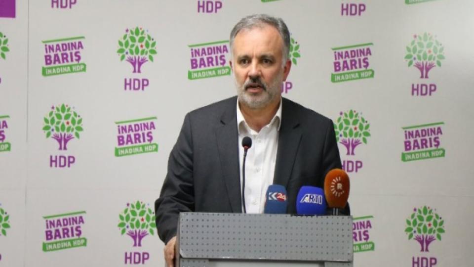 Ayhan Bilgen  görevinden ayrıldı