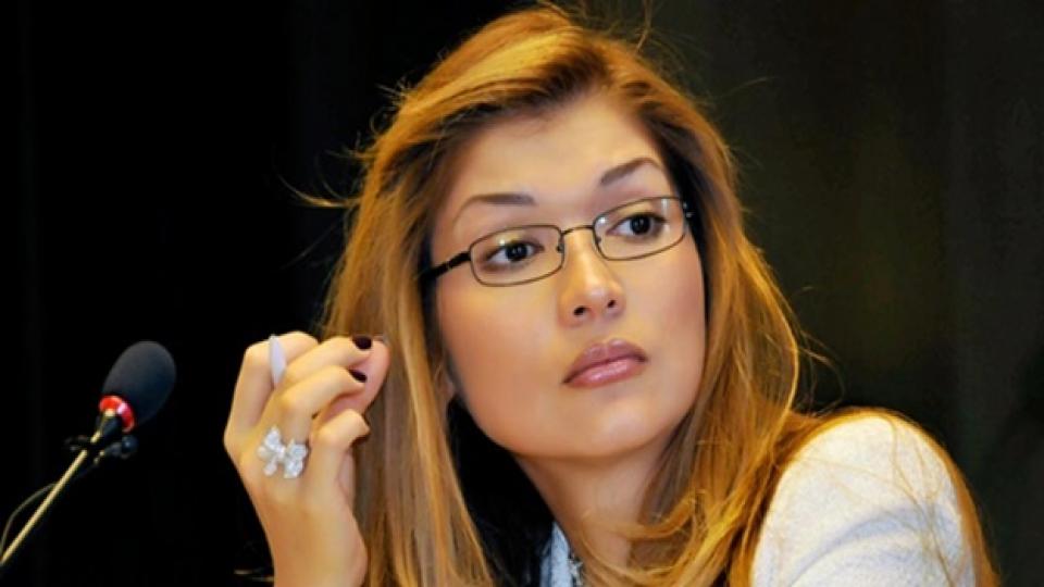 Eski cumhurbaşkanının kızı özür diledi! 1,2 milyar dolarlık mal varlığını devlete iade etti