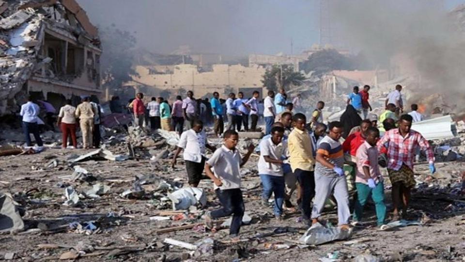 Somali'de bombalı saldırı: 2'si Türkiye vatandaşı 90 ölü  