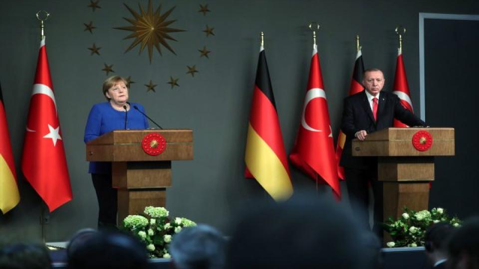 Cumhurbaşkanı Recep Tayyip Erdoğan: Hafter'in arkasında BAE ve Mısır var