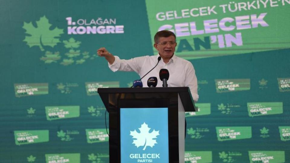 Davutoğlu Anadilde Eğitim İstedi: Gelecek Partisi KCK düzeninin de kayyım düzeninin de bitmesi için yola çıktı