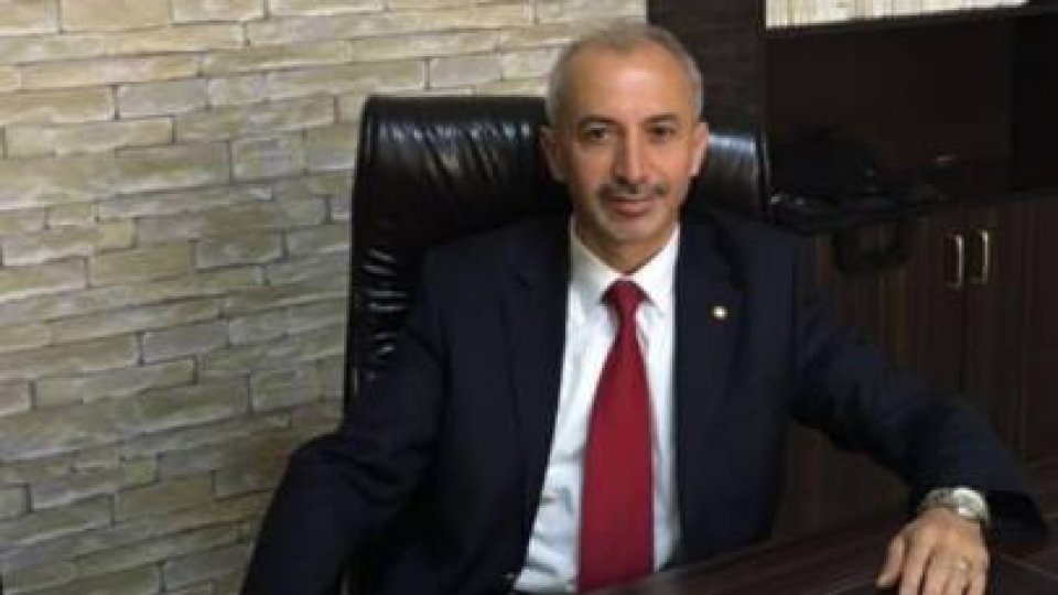 Arif Koçer:Mültecilere İnsan Onuruna Yaraşır Bir Gelecek Sunmak Bütün İnsanlığın ve Devletlerin Borcudur / Hak İnisiyatifi Genel Başkanı Av. Arif Koçer: Çoğunluk bende istediğim yasayı yaparım anlayışı,  çoğulculuk ile bağdaşmaz.