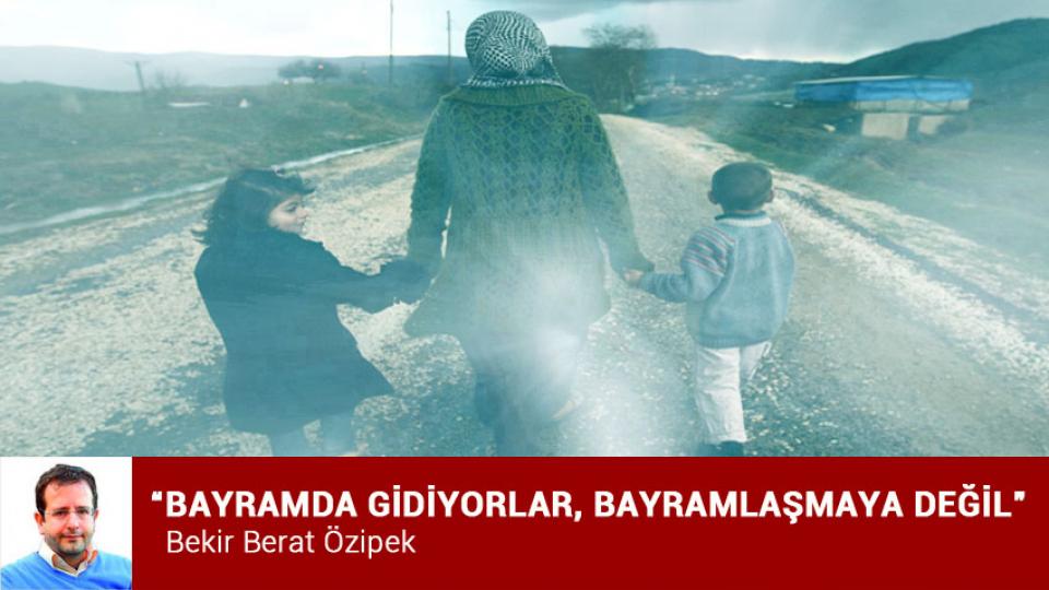 BEKİR BERAT ÖZİPEK / Kâğıt toplayıcısı Yusuf Bey yalnız değil / “BAYRAMDA GİDİYORLAR, BAYRAMLAŞMAYA DEĞİL” / Bekir Berat Özipek