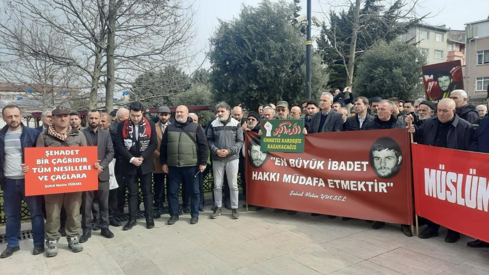 Her Taraf - Türkiyenin habercisi / Şehit Metin Yüksel, vefatının 44. yılında Fatih Camisi'nde anıldı