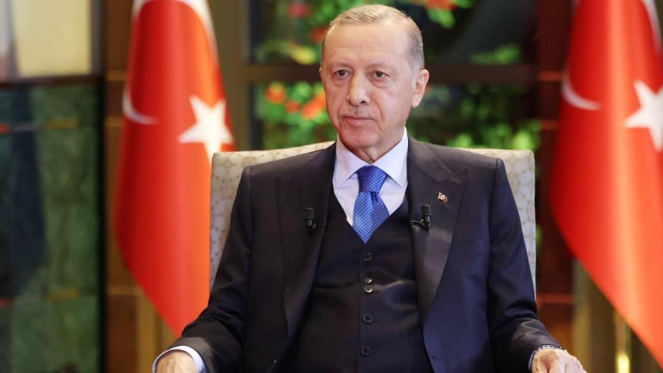 Ailenin Korunması ve Sapkınlıkla Mücadele Halkın Ortak Talebidir|Hüseyin İMİR / Cumhurbaşkanı açıkladı: Ev hanımlarının emeklilik primlerinin bir kısmını biz ödeyeceğiz