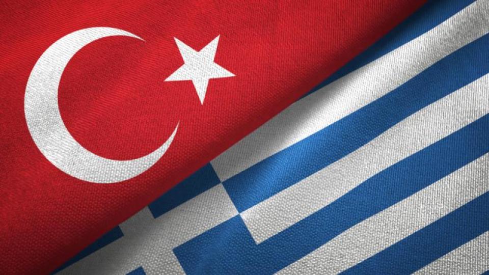 Yunan Bakan: Türkiye ile yakınlaşmanın devamından yanayız