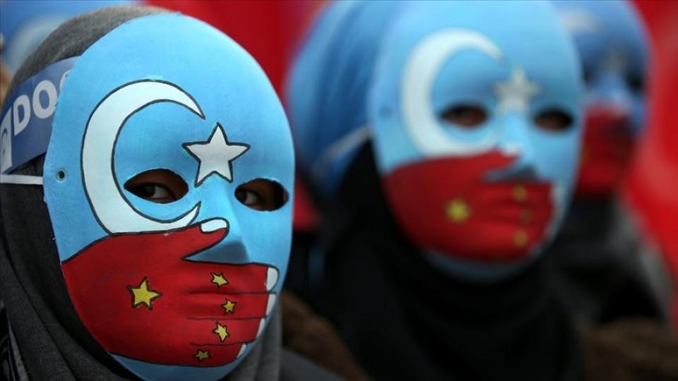 Çin'in Uygurlara yönelik zulmü devam ediyor! Zehirlediler!