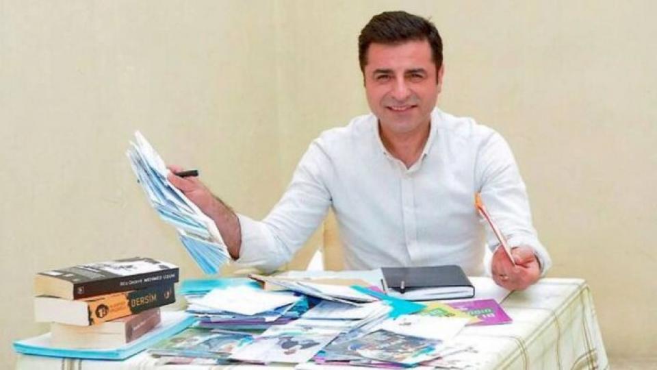 Melami Ahlakı Olmadan Barış Olur Mu ?|Ayhan Bilgen / Kobani Davası’ndan Demirtaş’a 42 yıl hapis