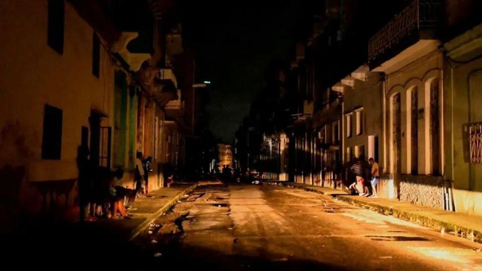 Küba'dan ABD'nin tehditlerine rest / ABD yaptırımlarına maruz kalan Küba'da elektrik kesintileri!
