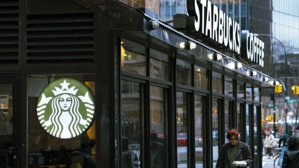 Starbucks, 1100 çalışanını işten çıkaracak