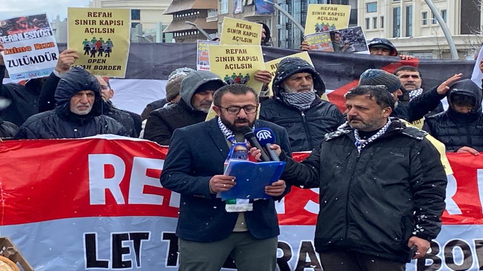 ANFİDAP:ZİM GEMİLERİNE LİMANLARIMIZ DA, VİCDANLARIMIZ DA KAPALI! / Anfidap'tan Ankara'da Refah Sınır Kapısı Açılsın Eylemi..