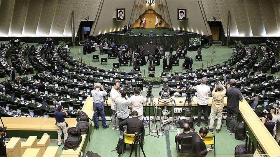 İran Meclisi, Hürmüz Boğazı’nın kapatılmasını onayladı
