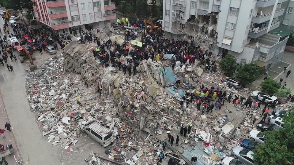 Depremde yıkılan binanın müteahhitine verilen cezada gerekçe dikkat çekti
