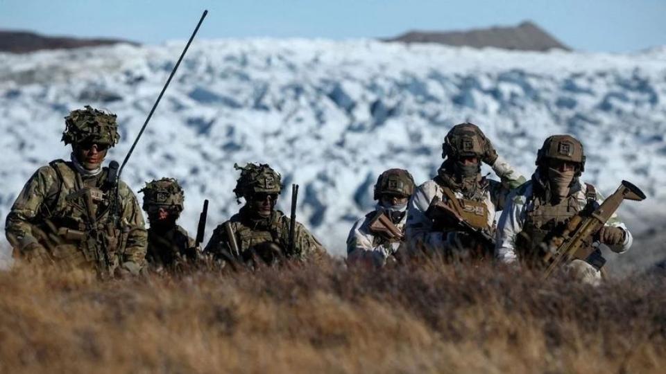 Dört Avrupa ülkesi, Grönland'a sembolik sayıda asker yolluyor