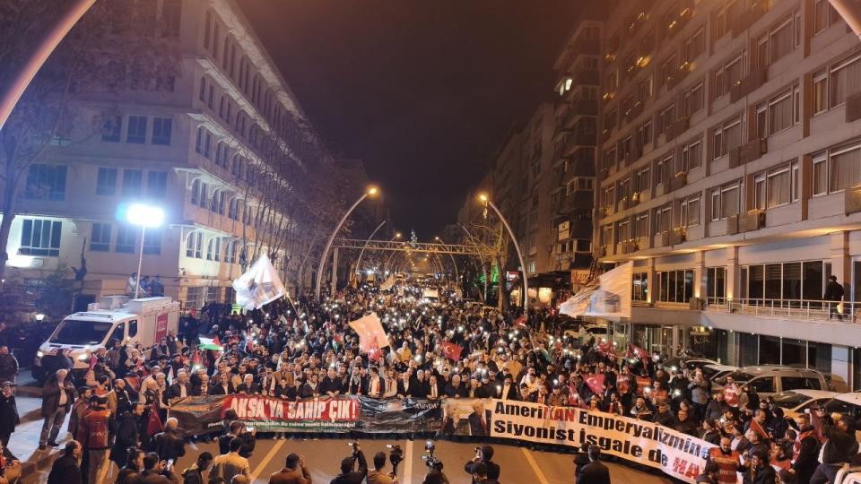 ANFİDAP'tan ABD Büyükelçiliği önünde 'Filistinli esirlere idam yasası' eylemi.. / ANFİDAP'tan 'Mescid-i Aksaya Sahip' Çık Yürüyüşü
