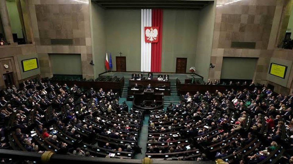 Avrupa'da Laiklik Elden mi Gidiyor? Türkiye'de Olsa Yer Yerinden Oynardı! O Ülkede Gece Alkol Satışı Yasaklandı