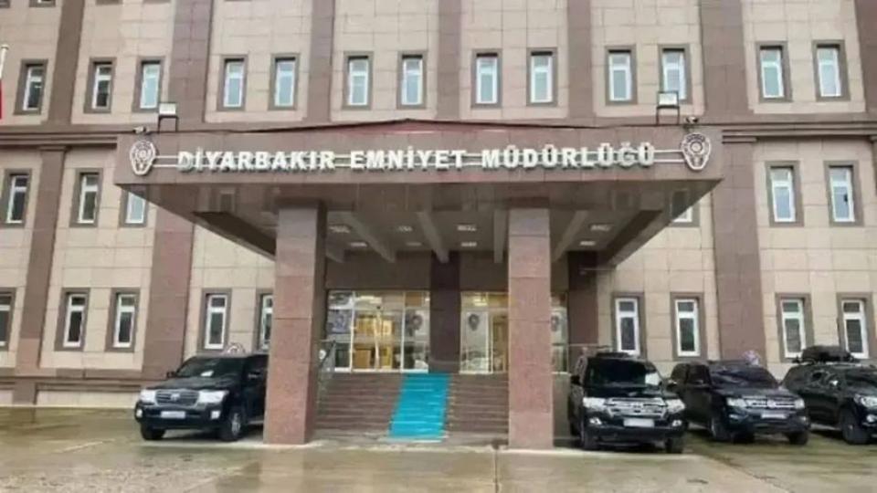 Diyarbakır Emniyeti'ne EYP'li saldırı girişimi