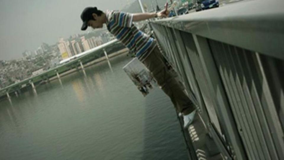 Güney Kore'de her gün 40 kişi intihar ediyor