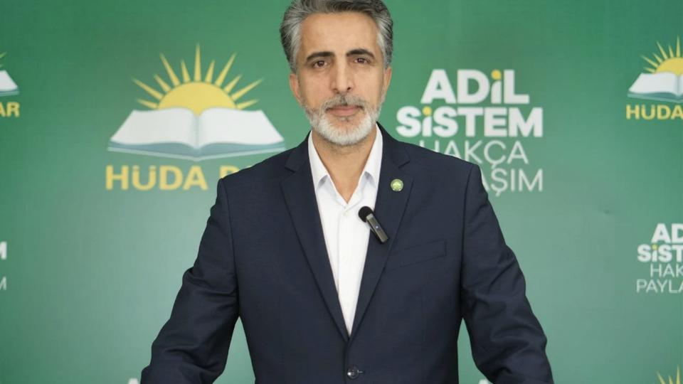 HÜDA PAR Sözcüsü Emiroğlu: Türkçe dışındaki anadillerin kullanımı önündeki engeller kaldırılmalıdır