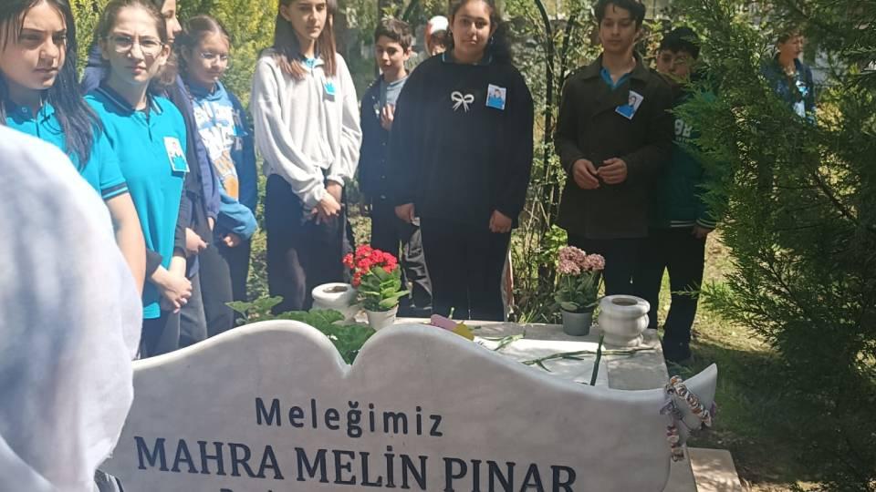 Her Taraf - Türkiyenin habercisi / MAHRA MELİN’İN ARDINDAN: GÜVENLİ SOKAKLAR BİR TERCİH DEĞİL, HAKTIR /  Mehmet Altuntaş