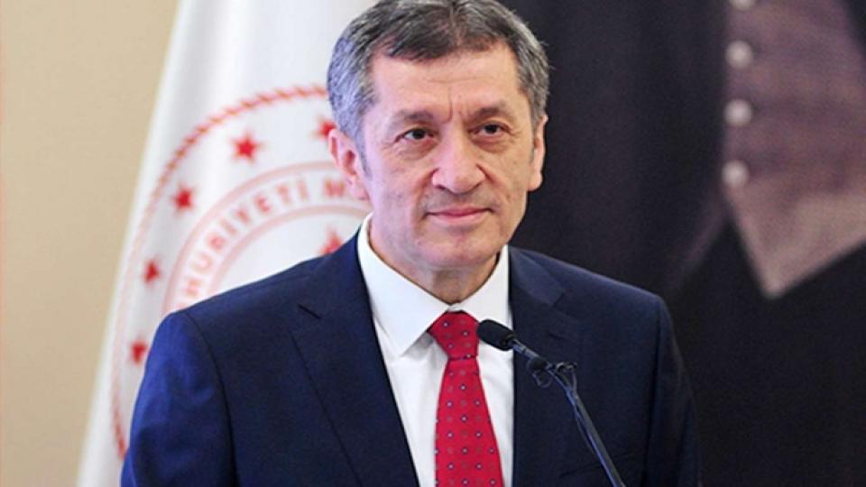 Her Taraf - Türkiyenin habercisi / Milli Eğitim Bakanı Selçuk: "Önceliğimiz yüz yüze eğitim"